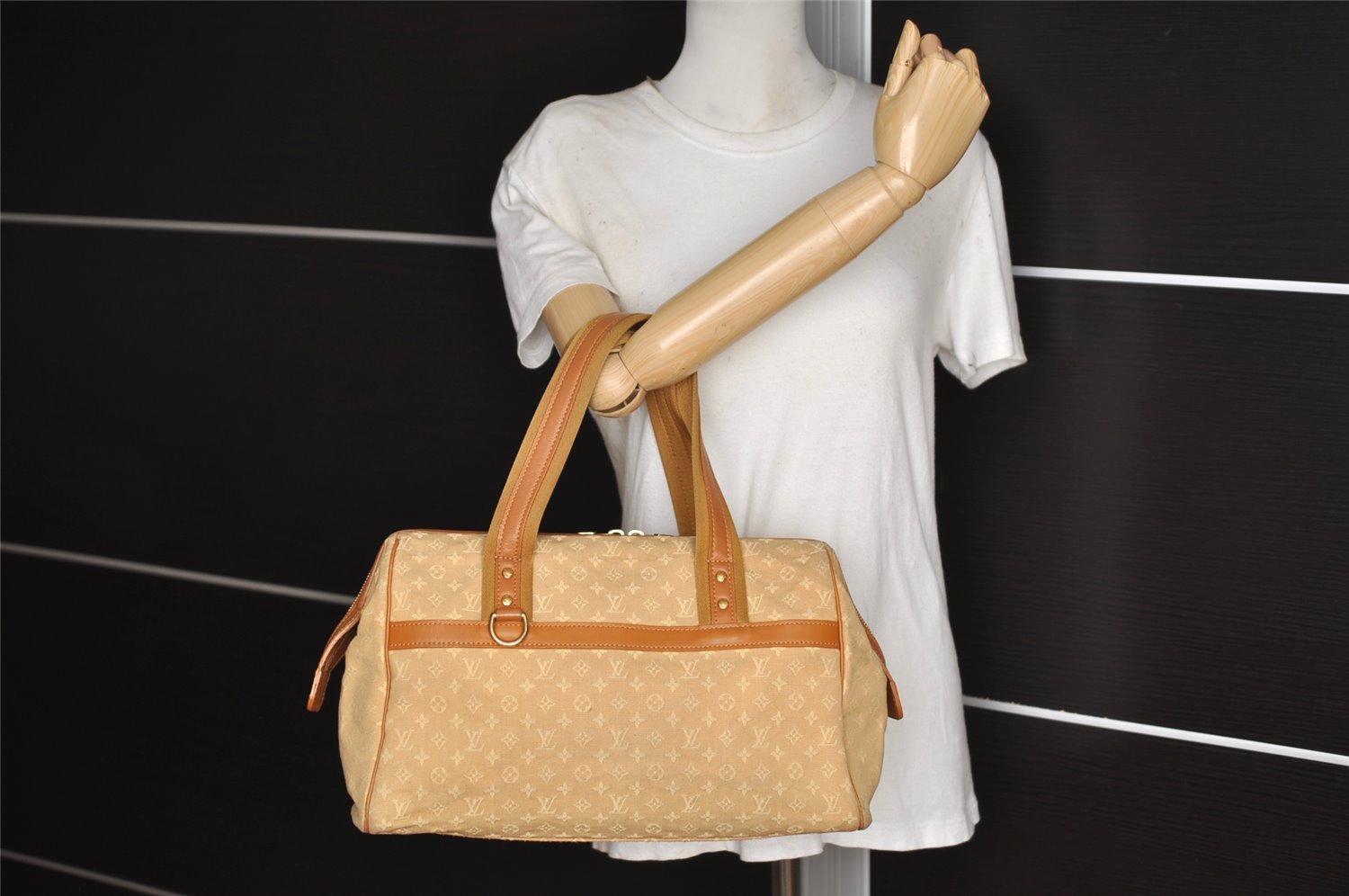 Auth Louis Vuitton Monogram Mini Josephine GM Hand Bag Beige M92413 LV 0589J