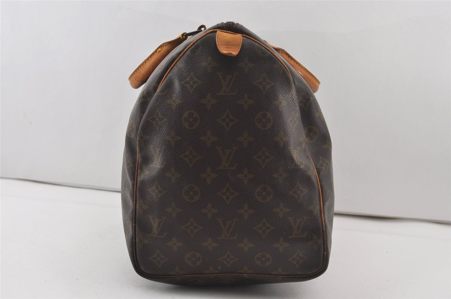 Authentic Louis Vuitton Monogram Keepall 50 Travel Boston Bag M41426 LV 0594J