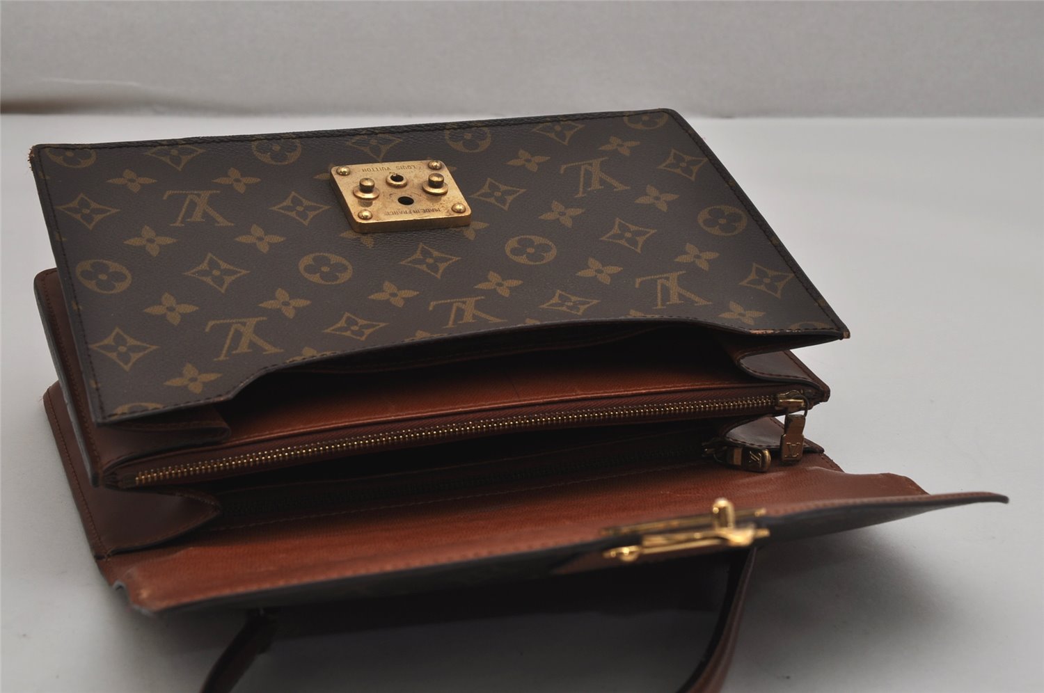 Authentic Louis Vuitton Monogram Concorde Hand Bag Purse M51190 LV 0594K