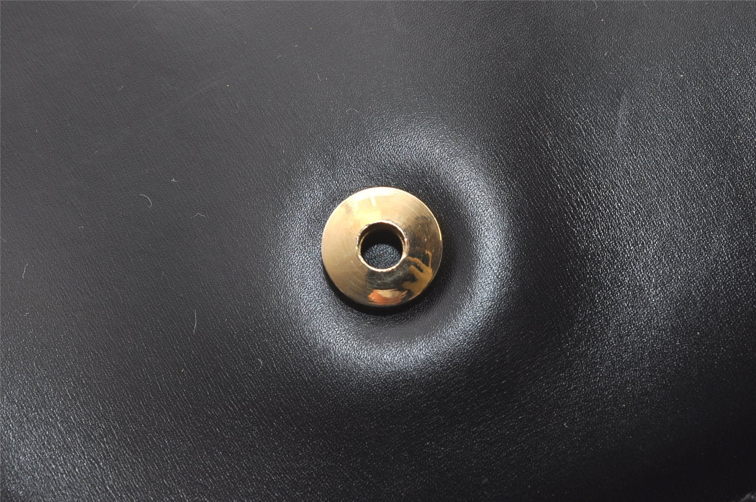 Authentic GUCCI Vintage Shoulder Hand Bag Purse Leather Black 0604K