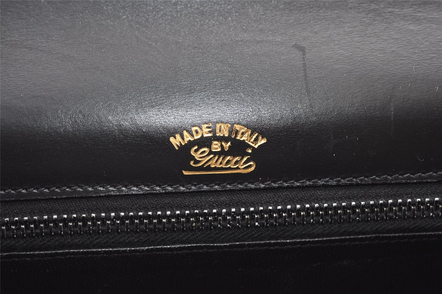 Authentic GUCCI Vintage Shoulder Hand Bag Purse Leather Black 0604K