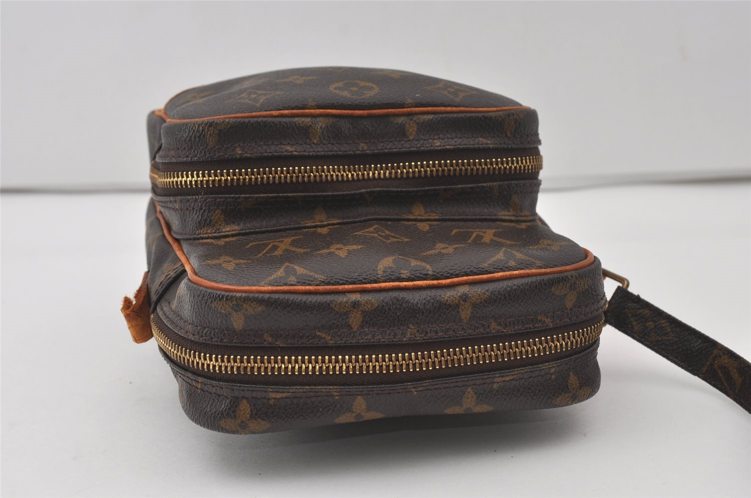 Authentic Louis Vuitton Monogram Amazone Shoulder Cross Bag M45236 Junk 0610J