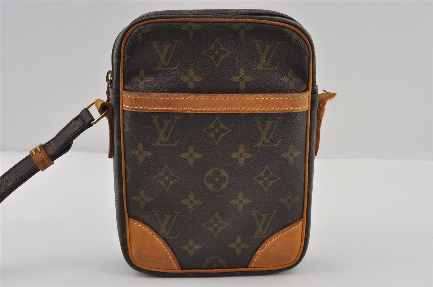 Authentic Louis Vuitton Monogram Danube Shoulder Cross Bag M45266 Junk 0611J