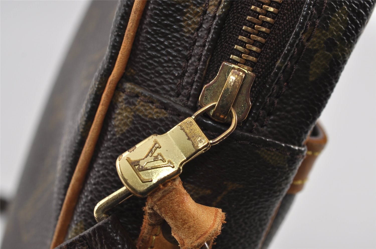 Authentic Louis Vuitton Monogram Danube Shoulder Cross Bag M45266 Junk 0611J