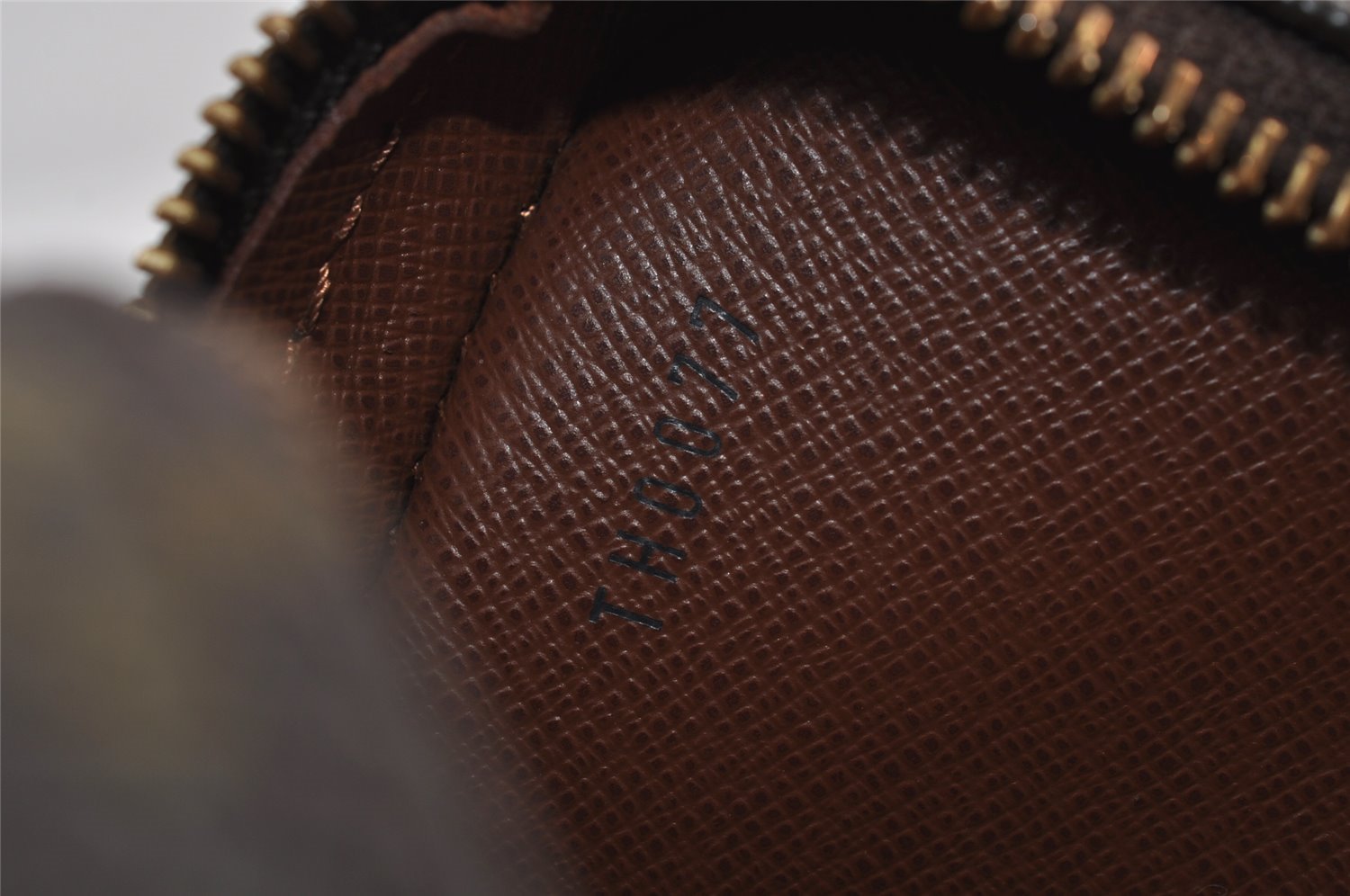 Authentic Louis Vuitton Monogram Danube Shoulder Cross Bag M45266 Junk 0611J