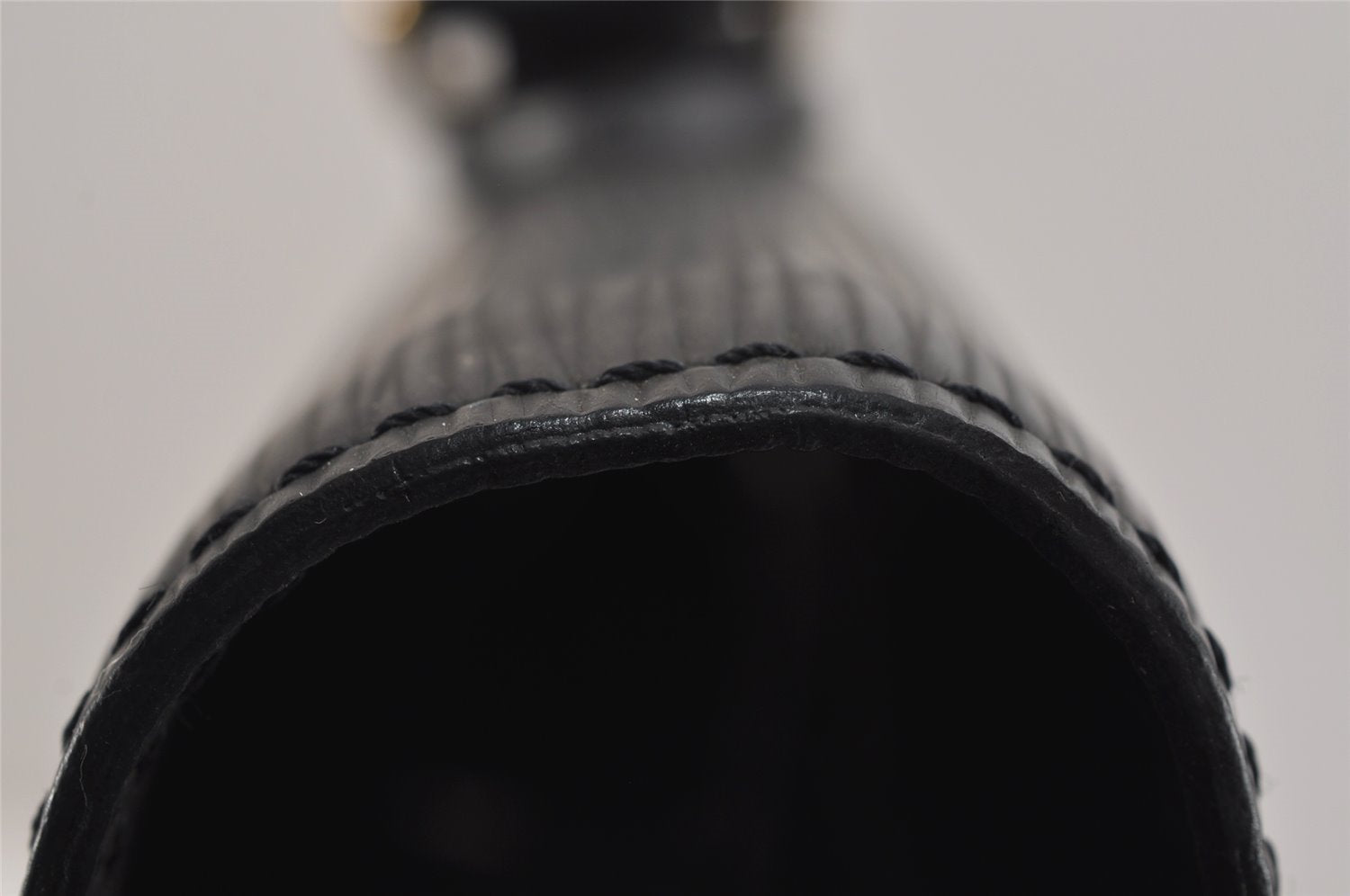 Authentic Louis Vuitton Epi Serviette Conseiller Briefcase Black M54422 LV 0614J