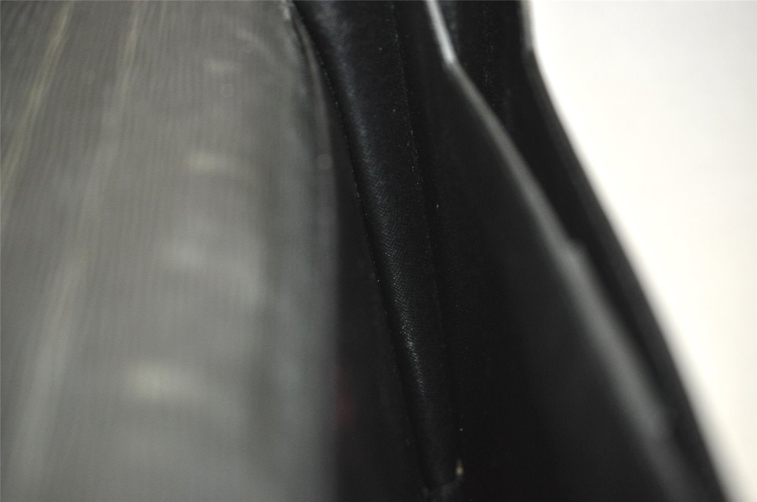 Authentic Louis Vuitton Epi Serviette Conseiller Briefcase Black M54422 LV 0614J