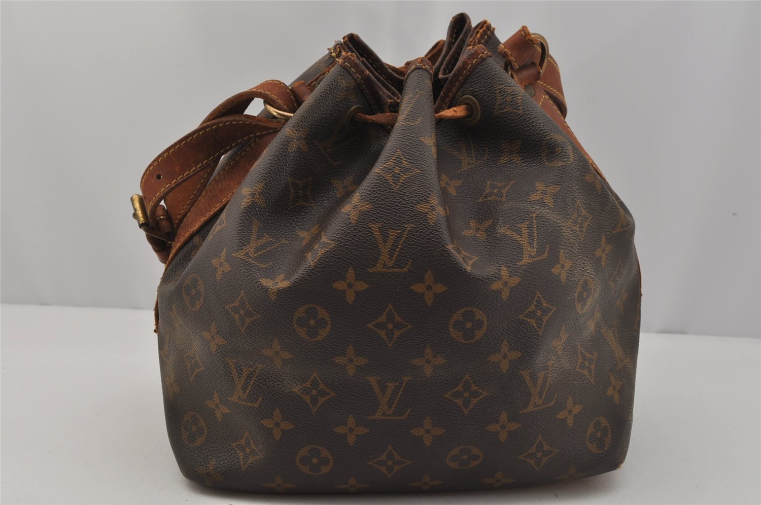 Authentic Louis Vuitton Monogram Petit Noe M42226 Shoulder Drawstring Bag 0615J