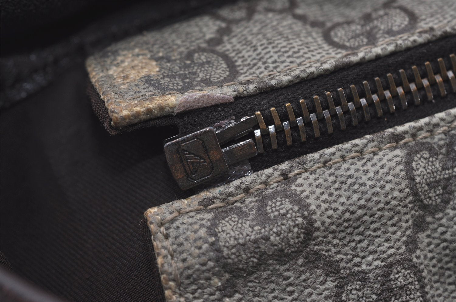 Authentic GUCCI Vintage Shoulder Tote Bag GG PVC Leather 181084 Brown 0641J