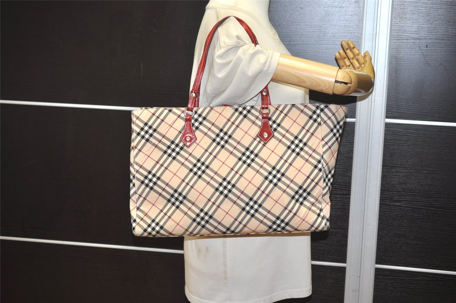 Authentic BURBERRY BLUE LABEL Check Hand Tote Bag Nylon Leather Beige 0643K