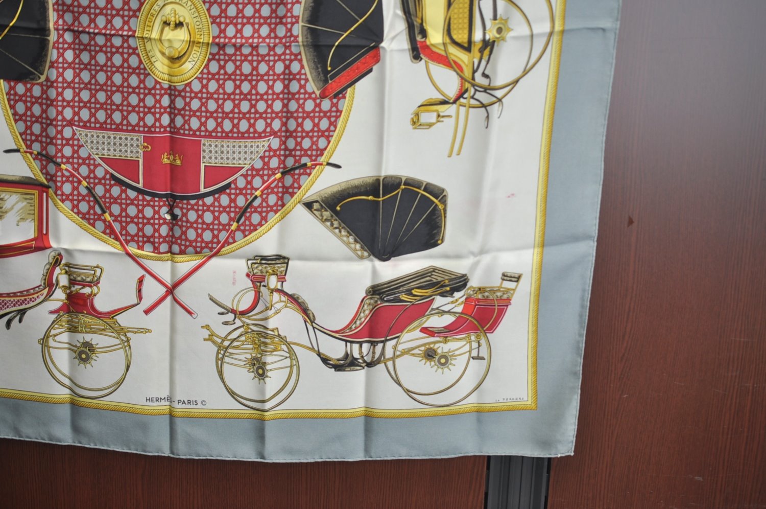 Authentic HERMES Carre 90 Scarf 
