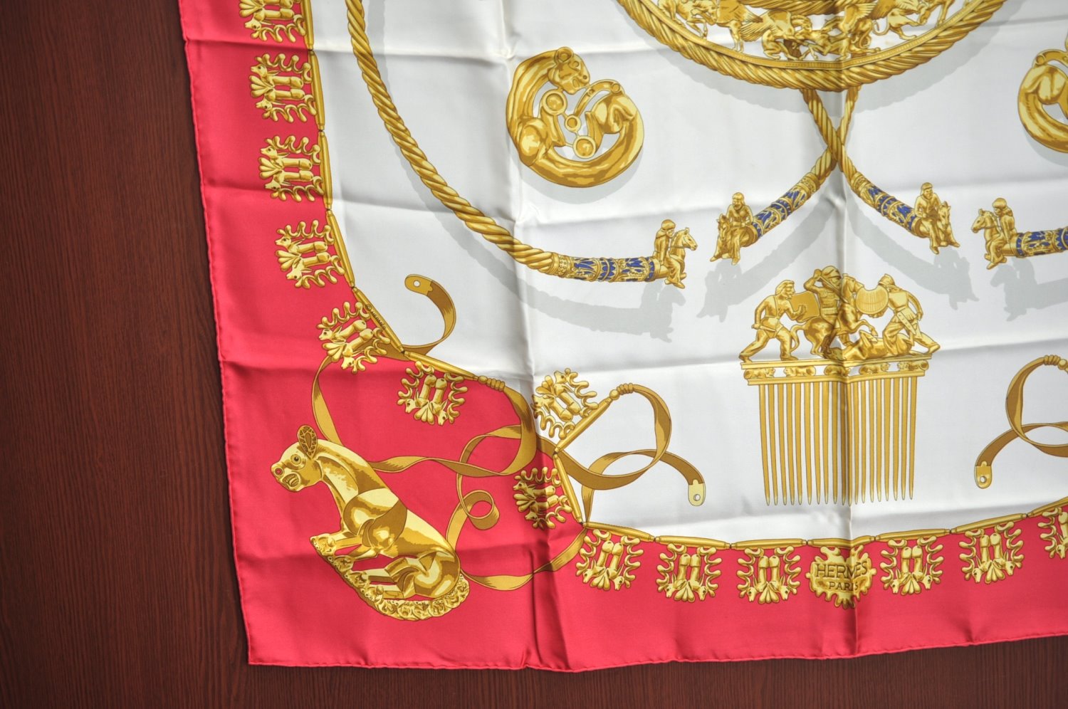 Authentic HERMES Carre 90 Scarf 