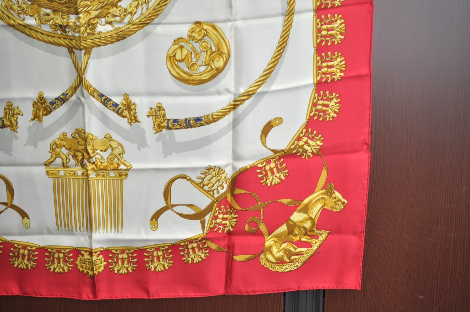 Authentic HERMES Carre 90 Scarf 