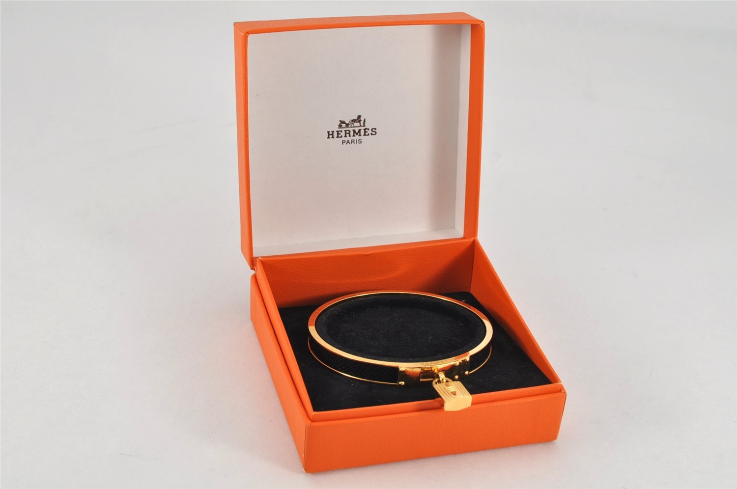 Authentic HERMES Kelly Cadena Bangle Bracelet Gold Black Box 0645K