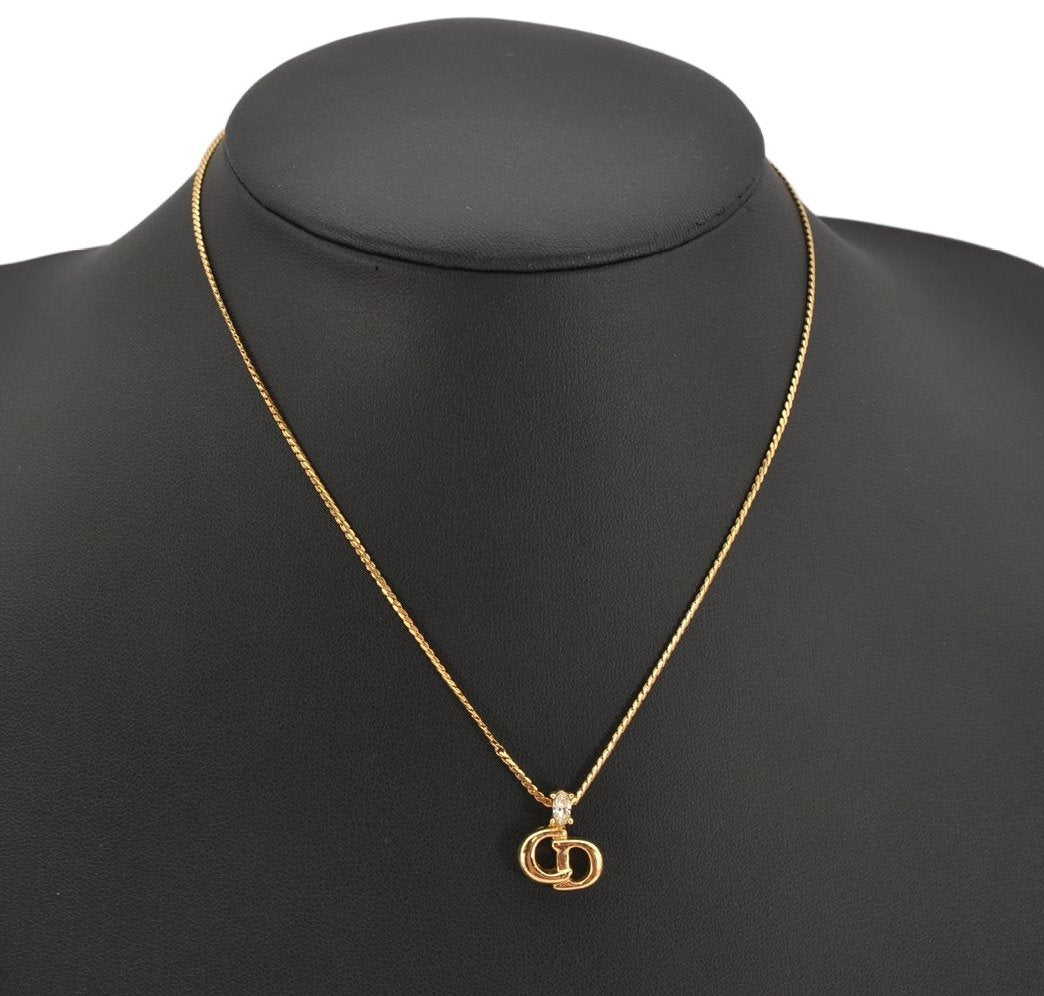 Authentic Christian Dior Gold Tone Chain Rhinestone Pendant Necklace CD 0647K