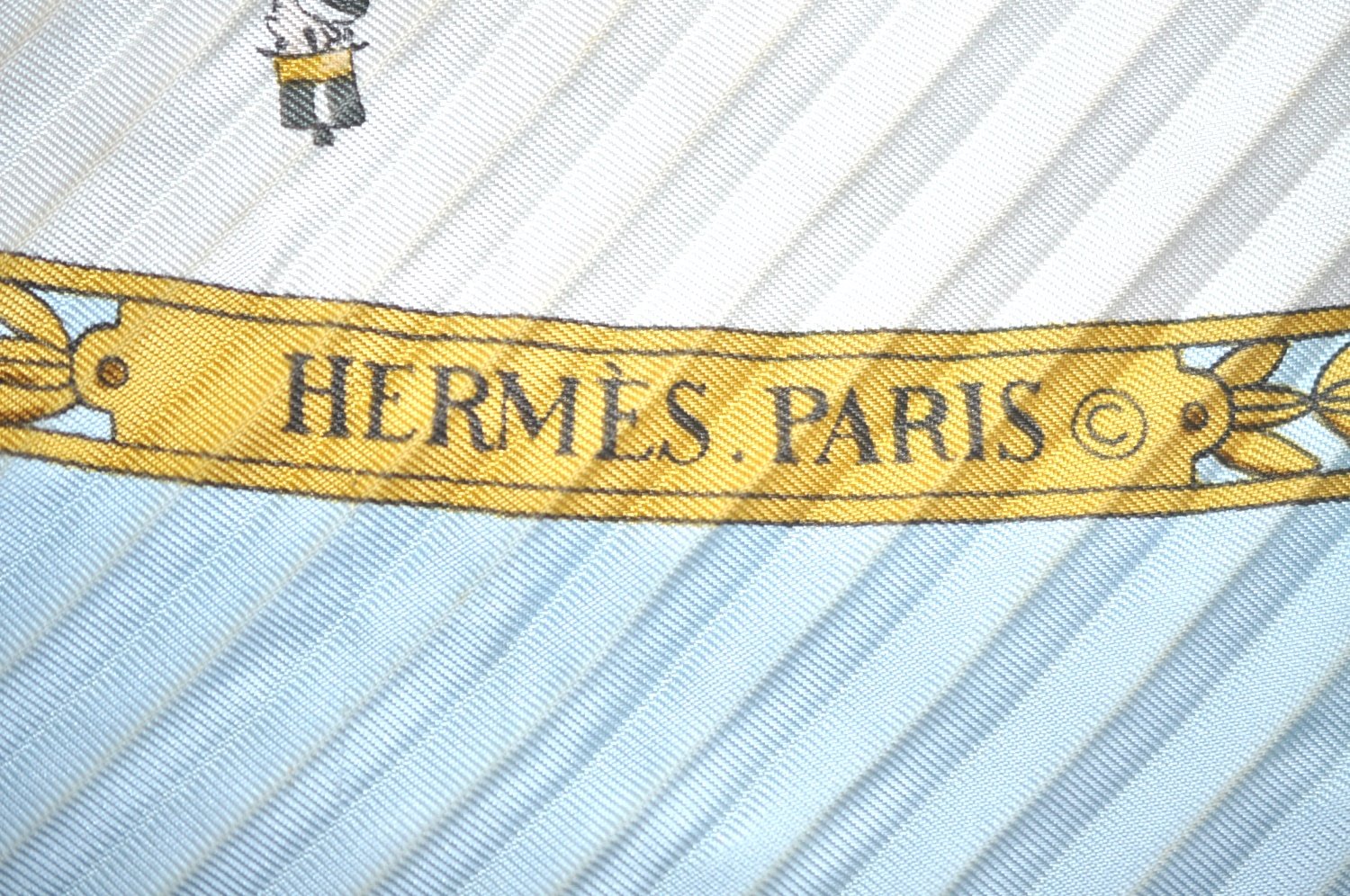 Authentic HERMES Pleats Scarf 