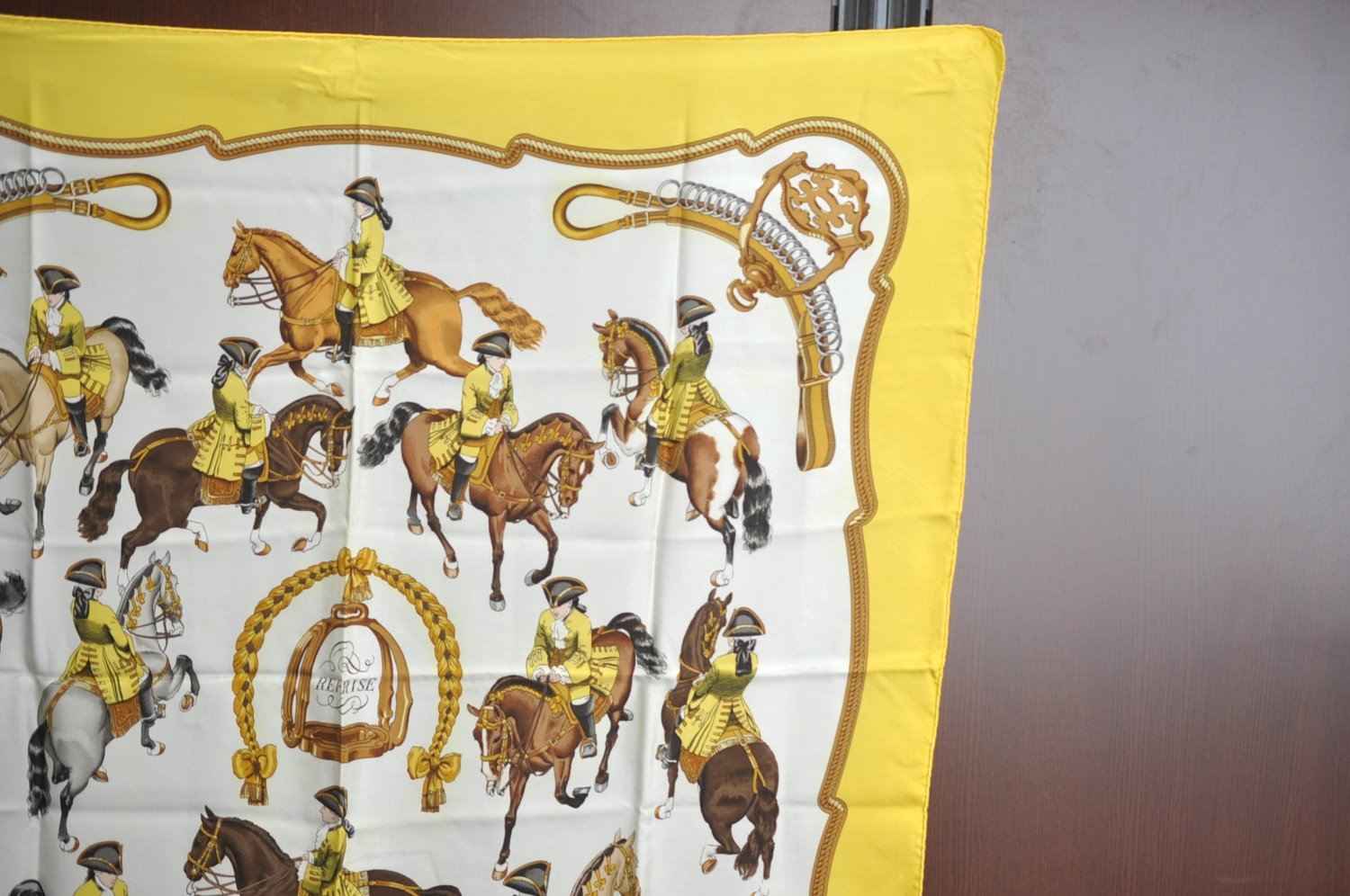 Authentic HERMES Carre 90 Scarf 