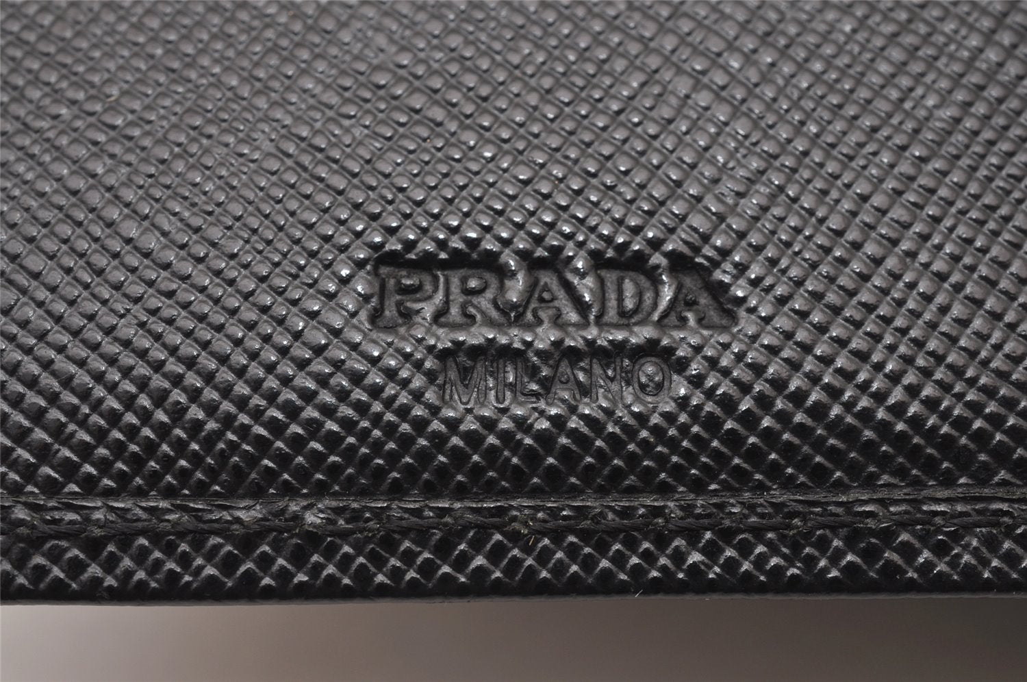 Authentic PRADA Vintage Saffiano Leather Bifold Wallet Purse Black 0664J