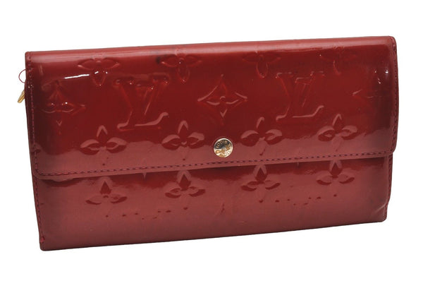 Authentic Louis Vuitton Vernis Portefeuille Sarah Wallet Red M93530 LV 0666J