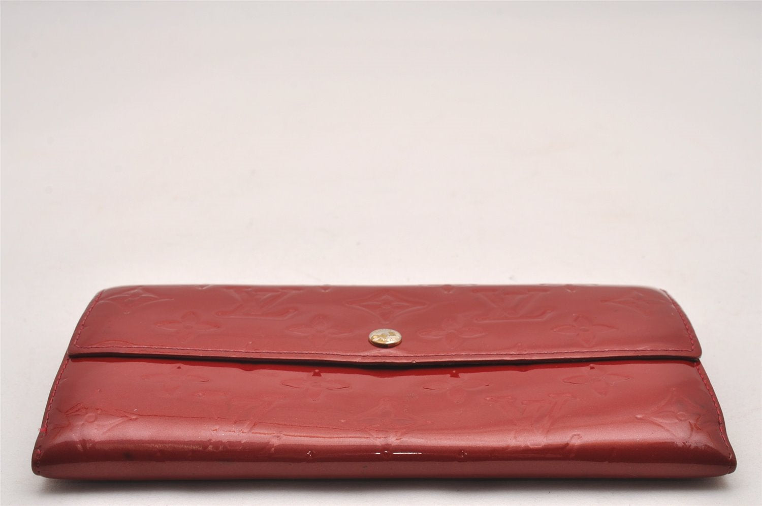 Authentic Louis Vuitton Vernis Portefeuille Sarah Wallet Red M93530 LV 0666J