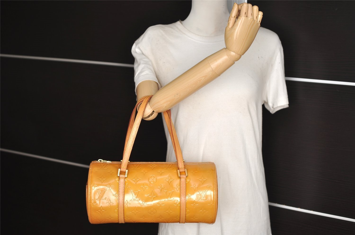 Authentic Louis Vuitton Vernis Bedford Hand Bag Yellow Beige M91006 LV 0667J