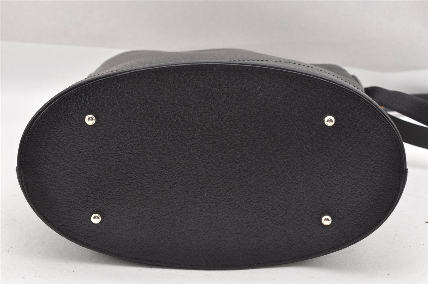 Authentic GUCCI Vintage Shoulder Bag Purse Leather Black 0674J