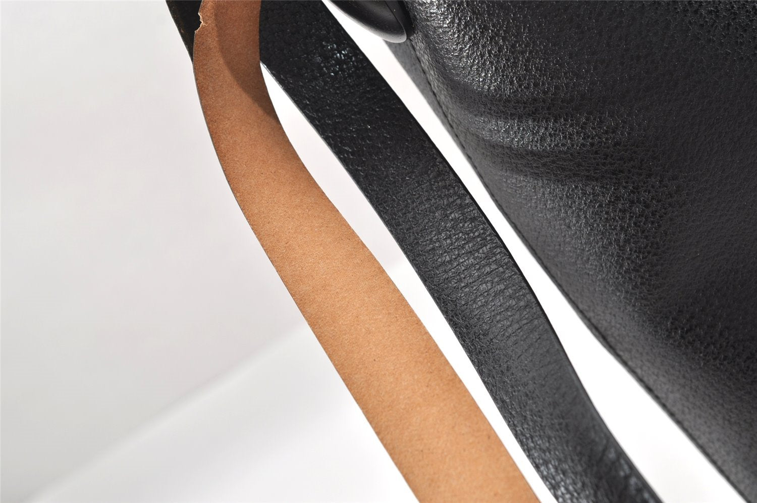 Authentic GUCCI Vintage Shoulder Bag Purse Leather Black 0674J