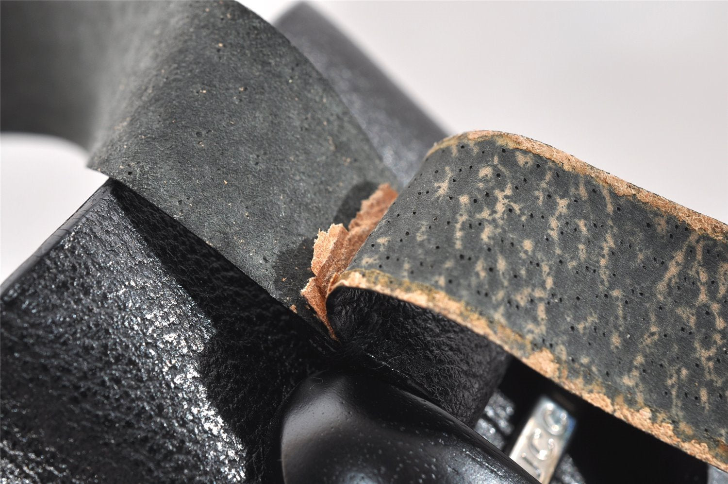 Authentic GUCCI Vintage Shoulder Bag Purse Leather Black 0674J