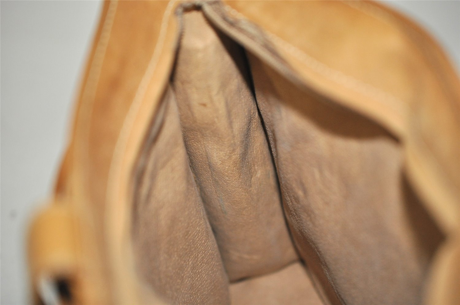 Authentic GUCCI Micro GG PVC Leather Clutch Hand Bag Purse Brown Junk 0678J