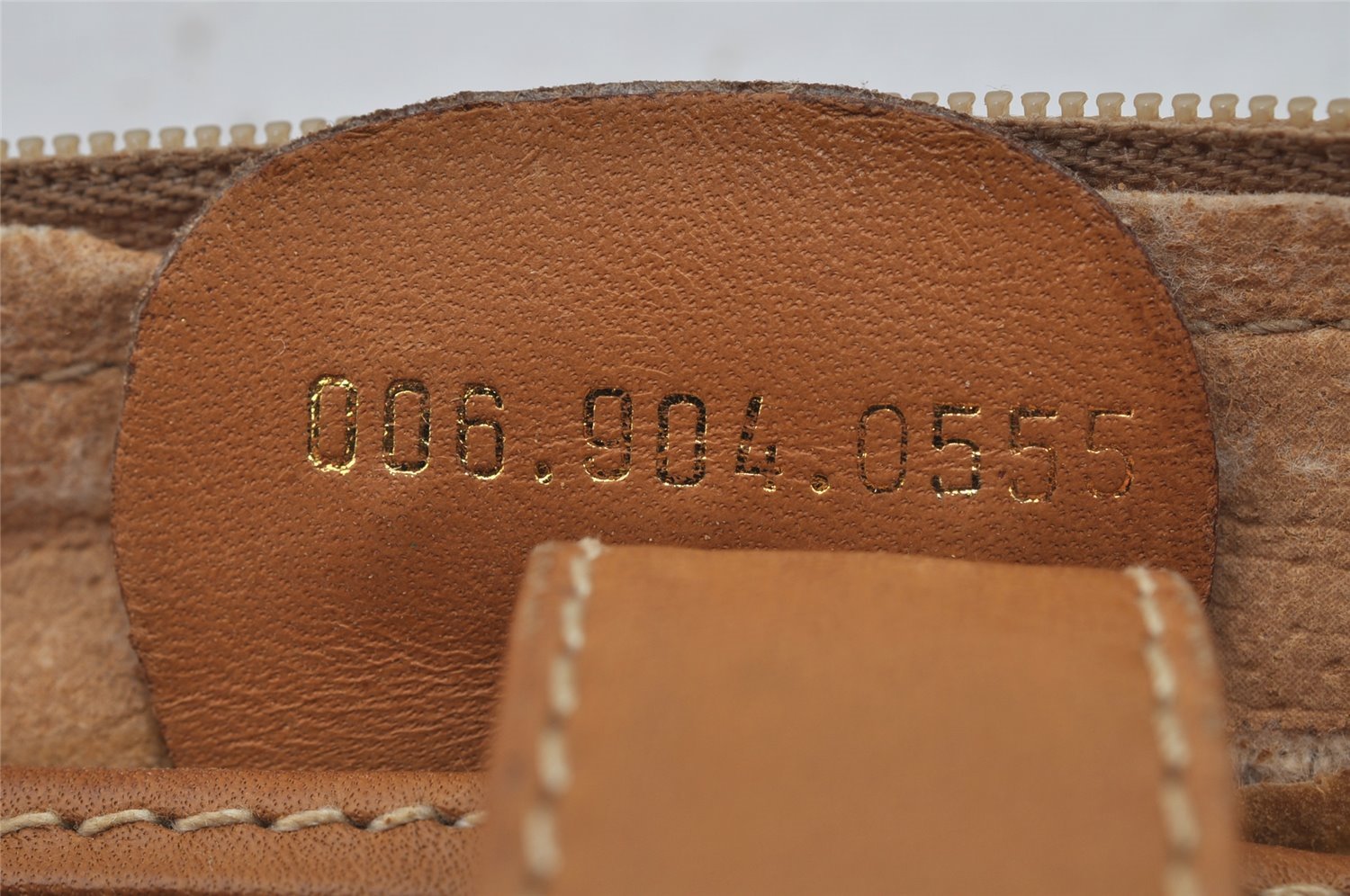 Authentic GUCCI Micro GG PVC Leather Clutch Hand Bag Purse Brown Junk 0678J