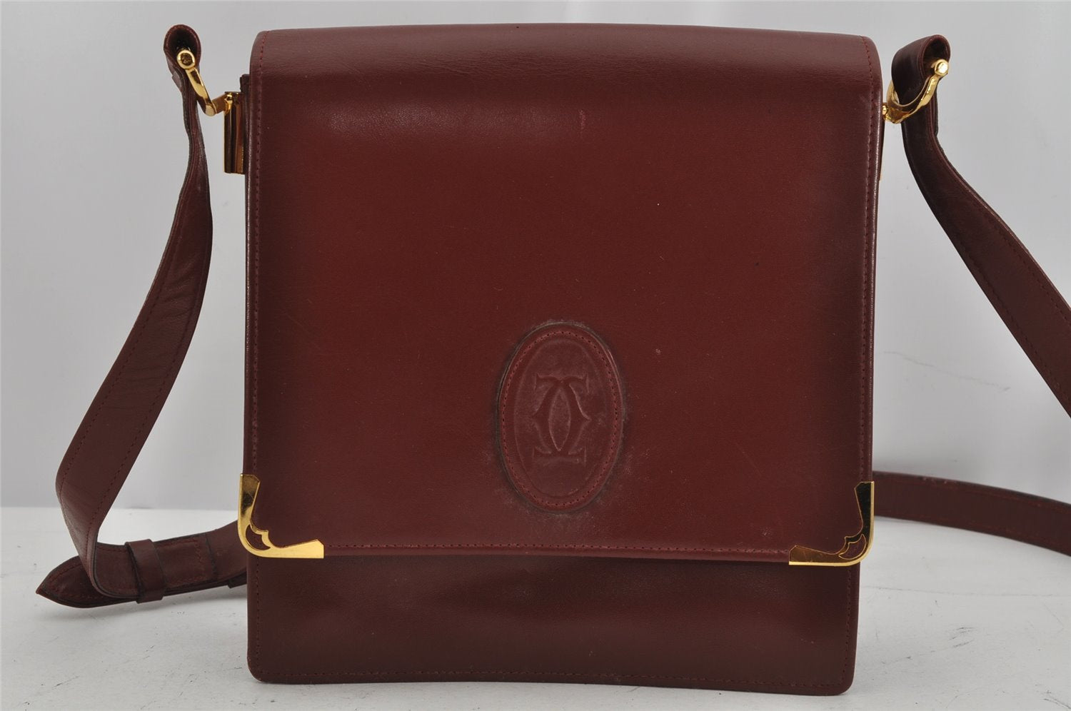 Authentic Cartier Must de Cartier Leather Shoulder Cross Bag Bordeaux Red 0678K