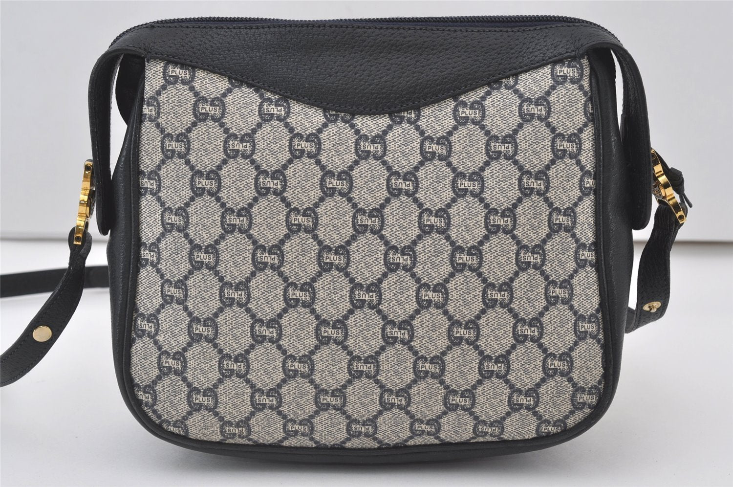 Authentic GUCCI GG Plus Shoulder Cross Body Bag PVC Leather Navy Blue Junk 0680J