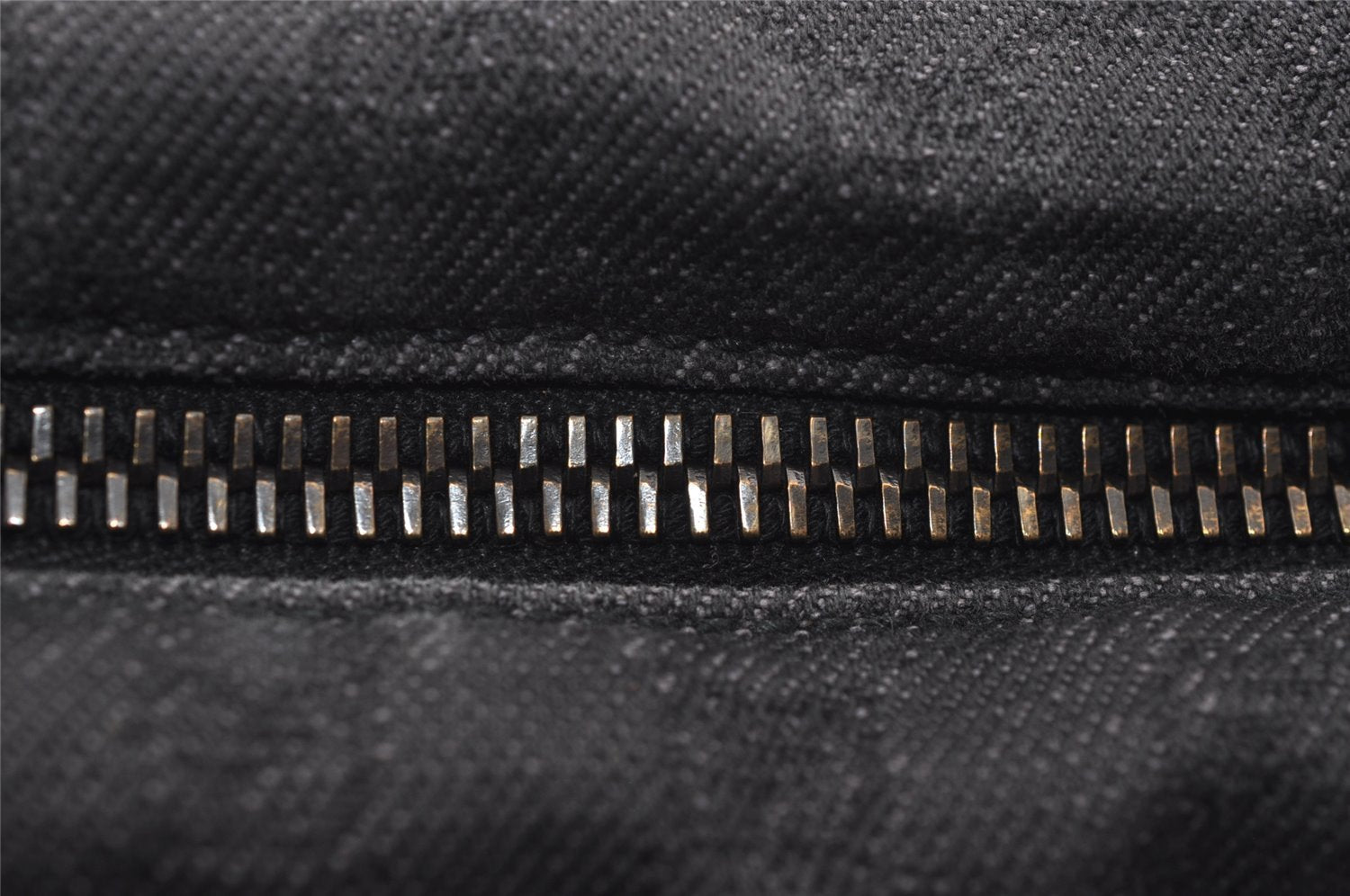 Authentic GUCCI Shoulder Hand Bag Purse GG Canvas Leather 101333 Black 0683J