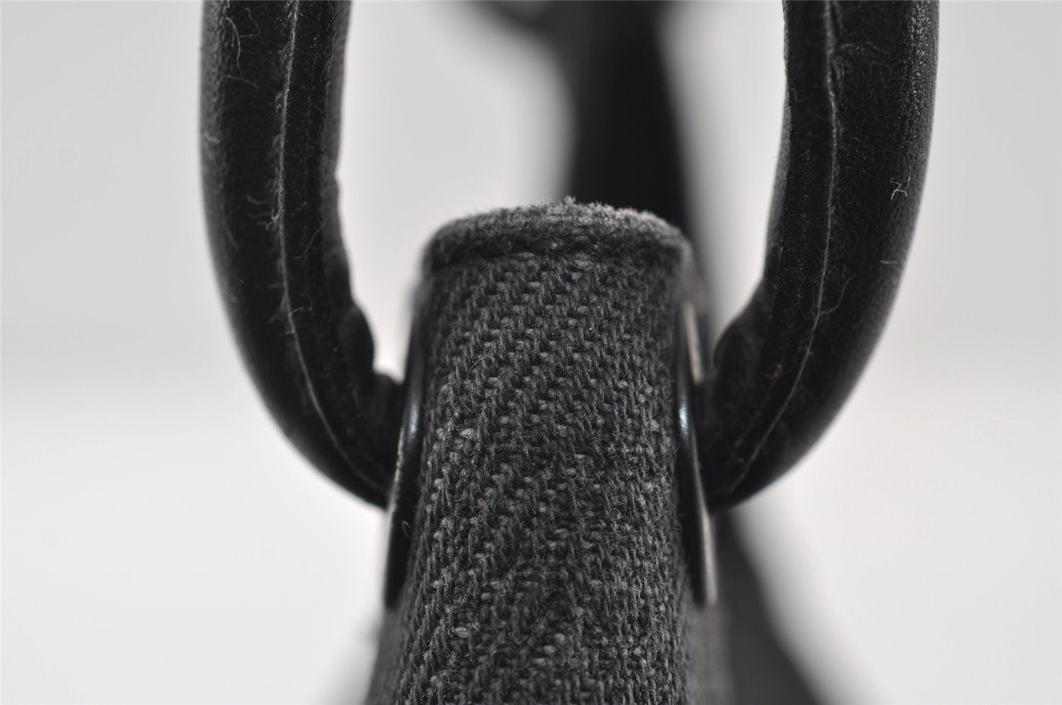 Authentic GUCCI Shoulder Hand Bag Purse GG Canvas Leather 101333 Black 0683J