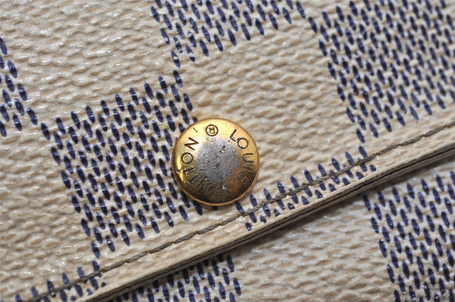 Authentic Louis Vuitton Damier Azur Multicles 6 Key Case Holder N61745 LV 0684K