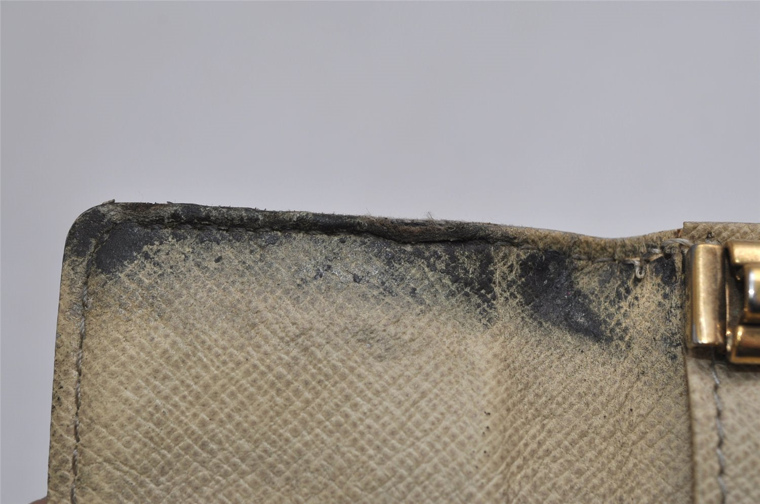 Authentic Louis Vuitton Damier Azur Multicles 6 Key Case Holder N61745 LV 0684K