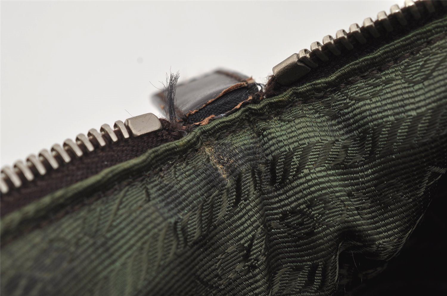 Authentic PRADA Nylon Tessuto Leather Shoulder Hand Bag Purse Green 0686J