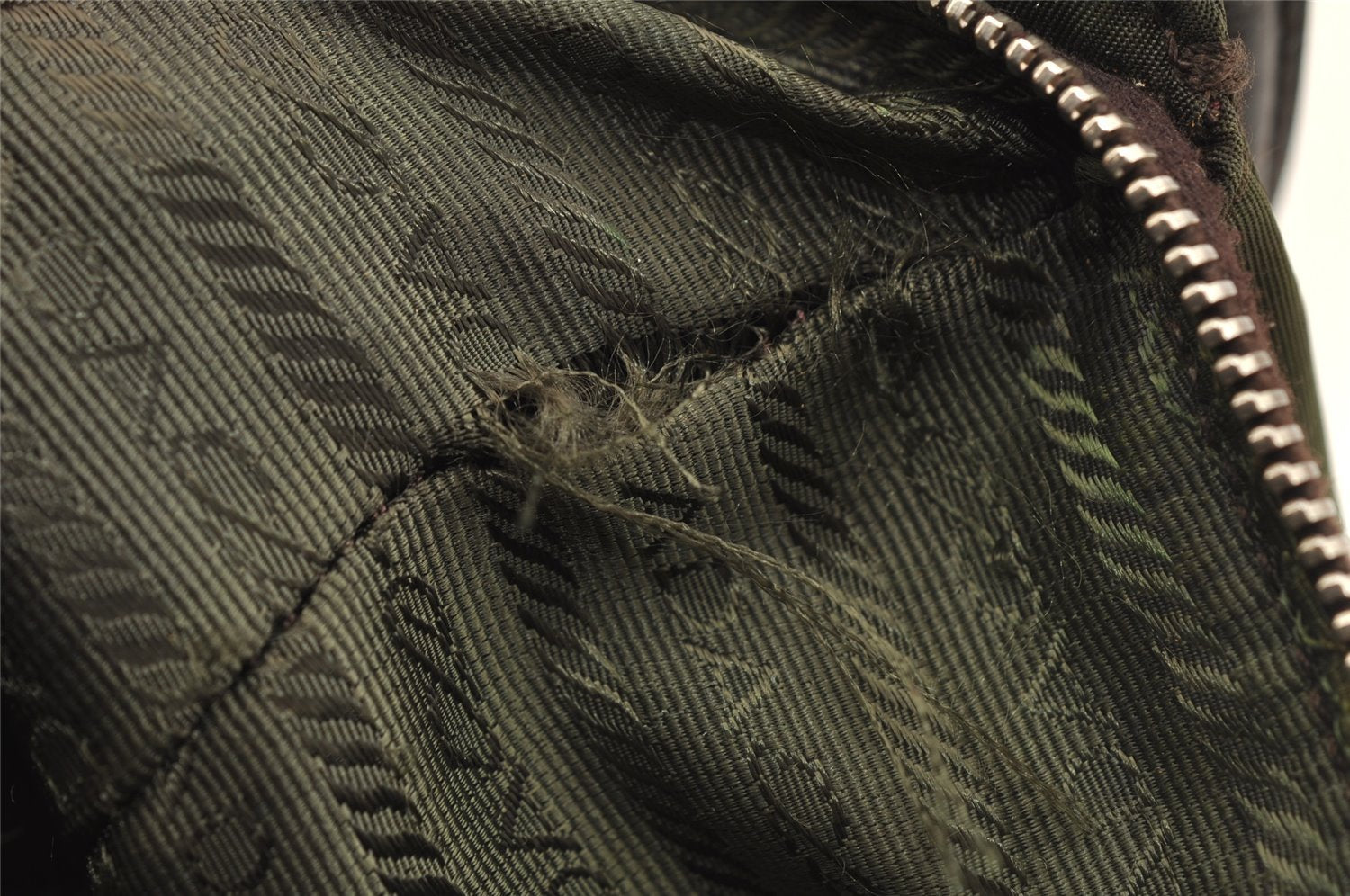 Authentic PRADA Nylon Tessuto Leather Shoulder Hand Bag Purse Green 0686J