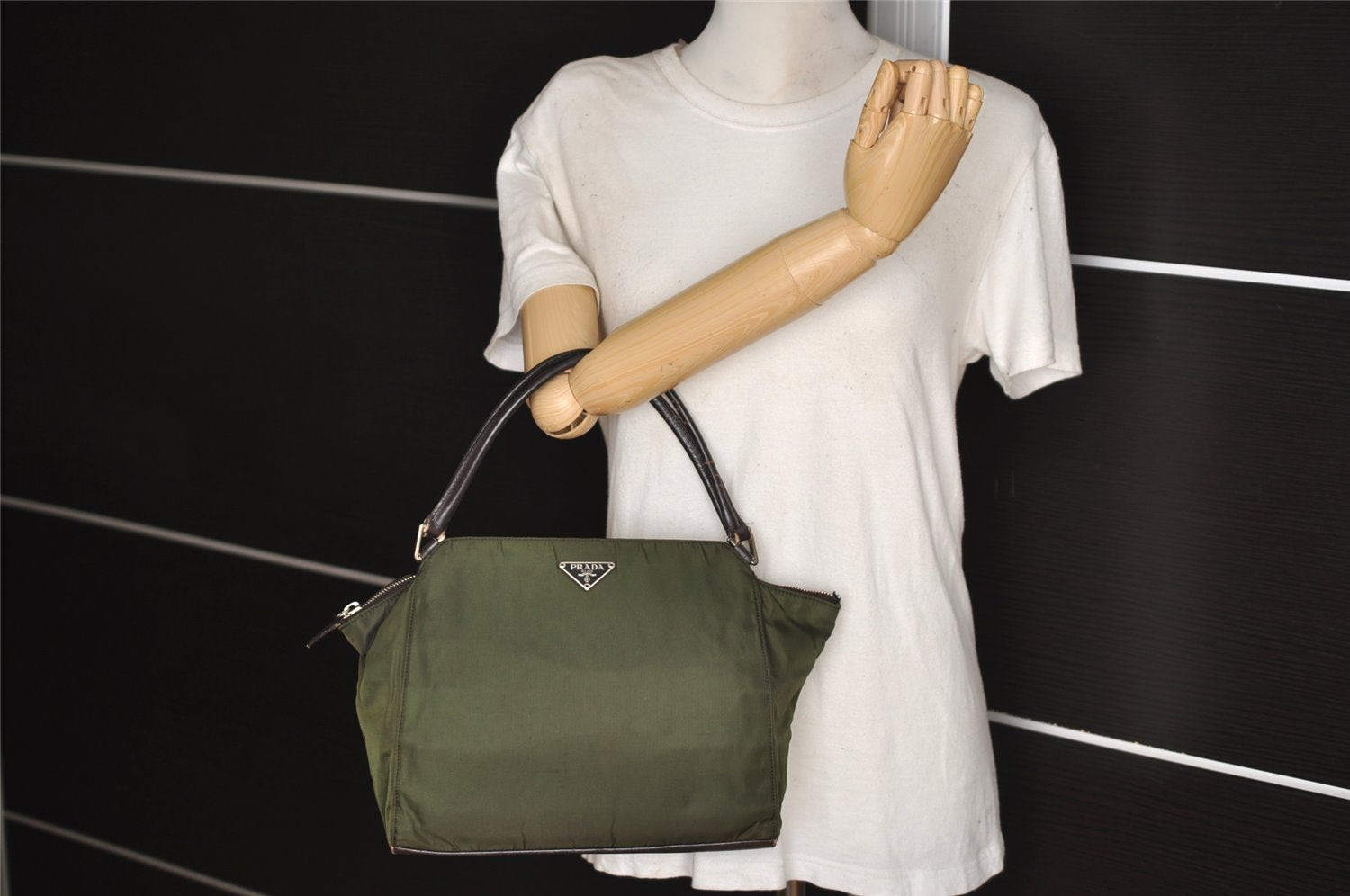 Authentic PRADA Nylon Tessuto Leather Shoulder Hand Bag Purse Green 0686J