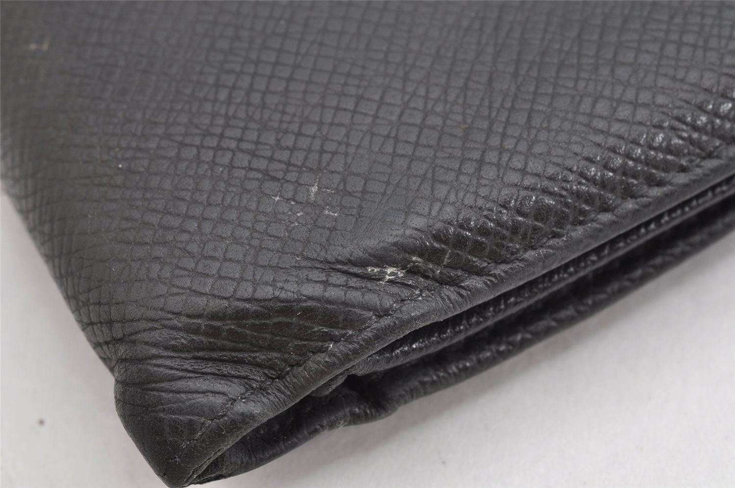 Auth Louis Vuitton Taiga Porte Billets 3 Voler Bifold Wallet M30422 Black 0686K