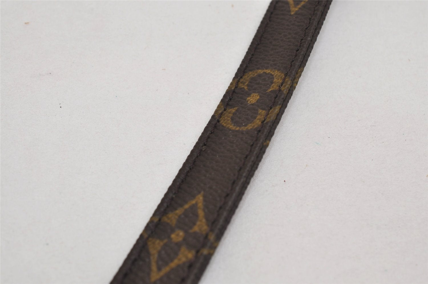 Authentic Louis Vuitton Monogram Shoulder Strap 46.5