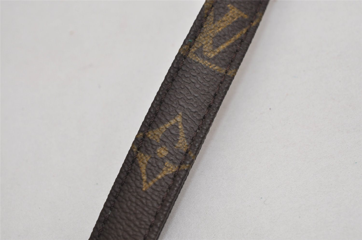 Authentic Louis Vuitton Monogram Shoulder Strap 46.5