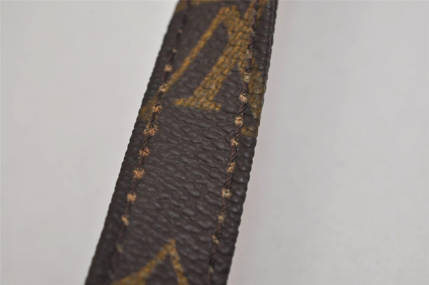 Authentic Louis Vuitton Monogram Shoulder Strap 46.5