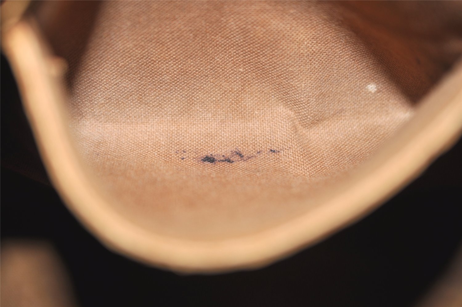 Authentic Louis Vuitton Monogram Alma Hand Bag Purse M51130 LV 0705K