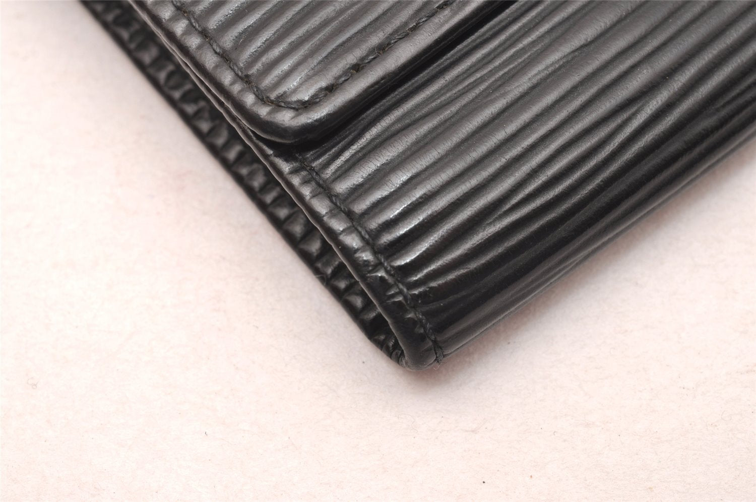 Authentic Louis Vuitton Epi Multicles 6 Key Case Black M63812 LV 0706J