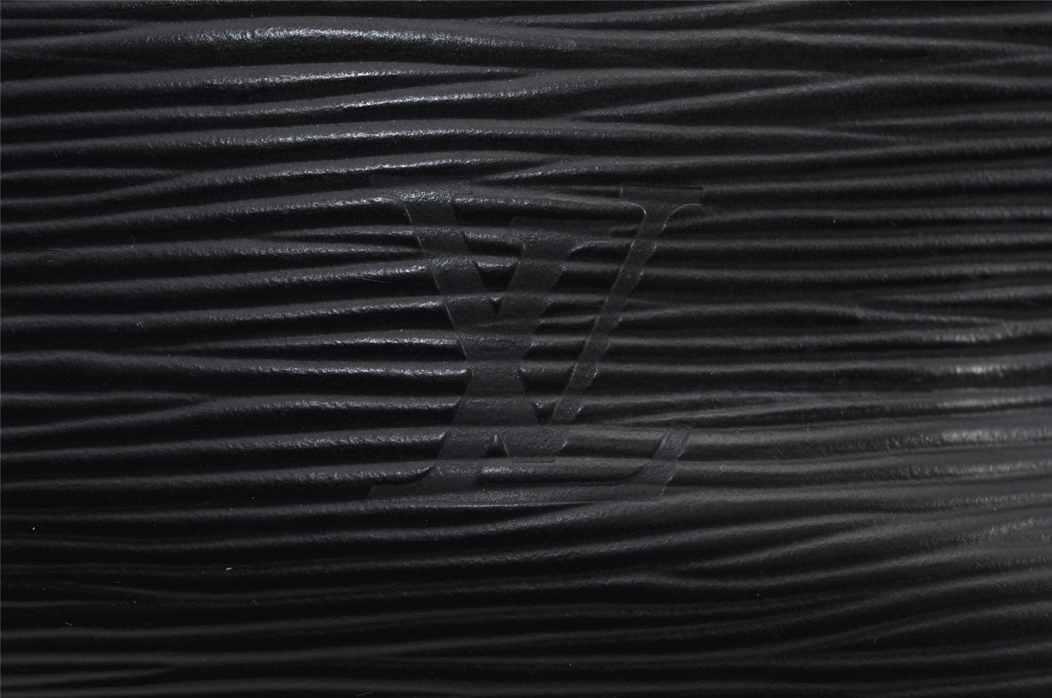 Authentic Louis Vuitton Epi Sac A Dos Shoulder Bag Black M80153 LV 0707K