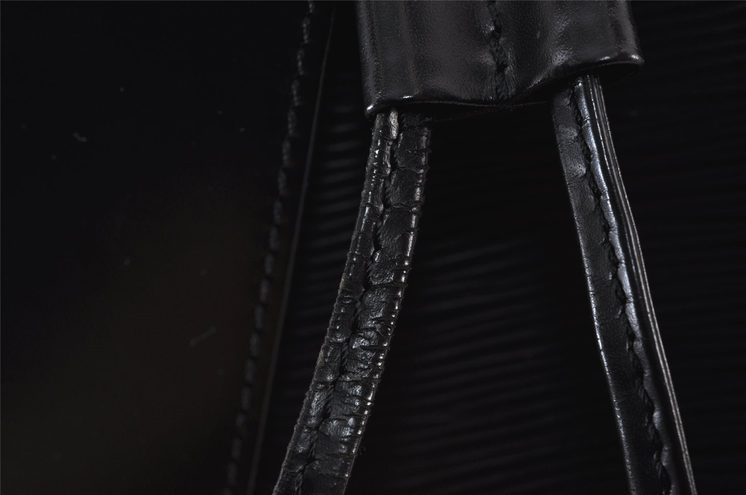 Authentic Louis Vuitton Epi Sac A Dos Shoulder Bag Black M80153 LV 0707K