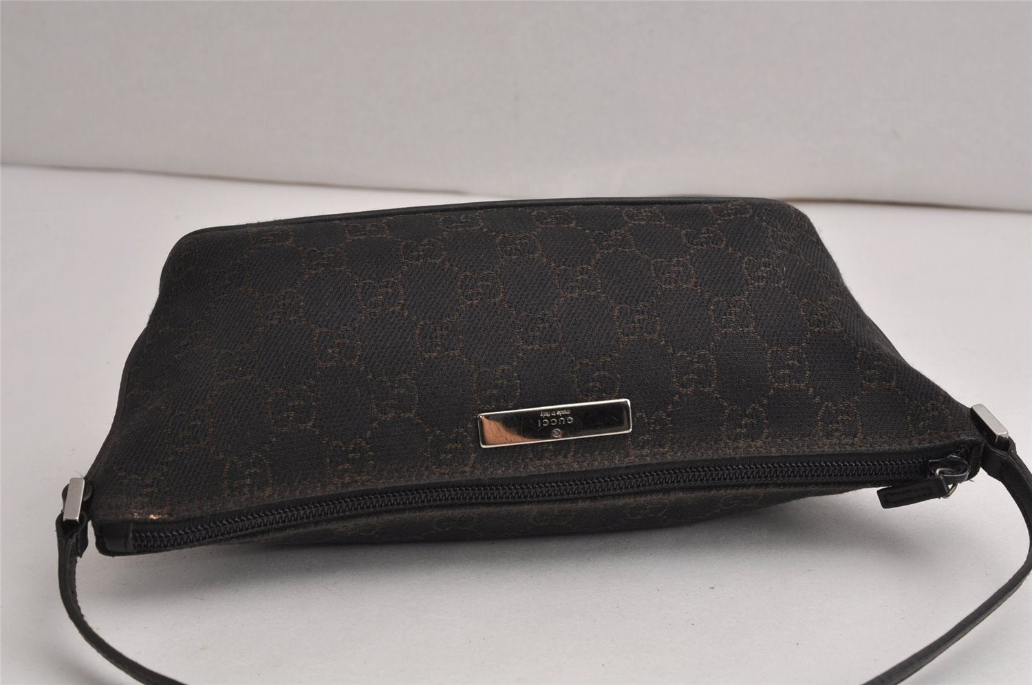 Authentic GUCCI Hand Bag Pouch Purse GG Canvas Leather 07198 Dark Brown 0708K