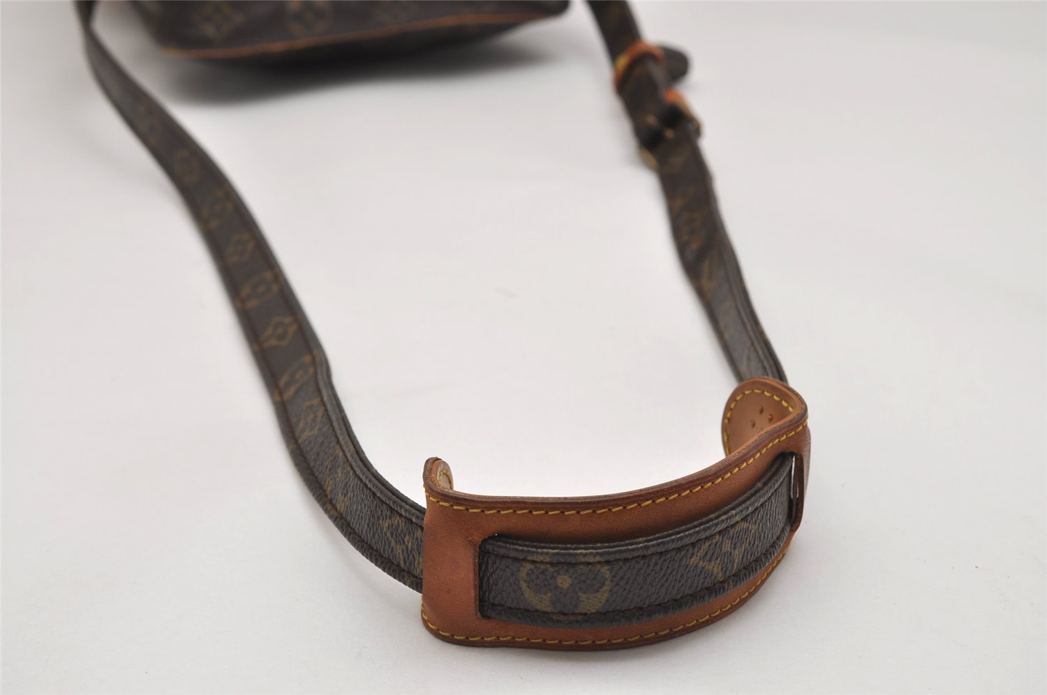 Authentic Louis Vuitton Monogram Danube GM Shoulder Cross Bag M45262 LV 0714K