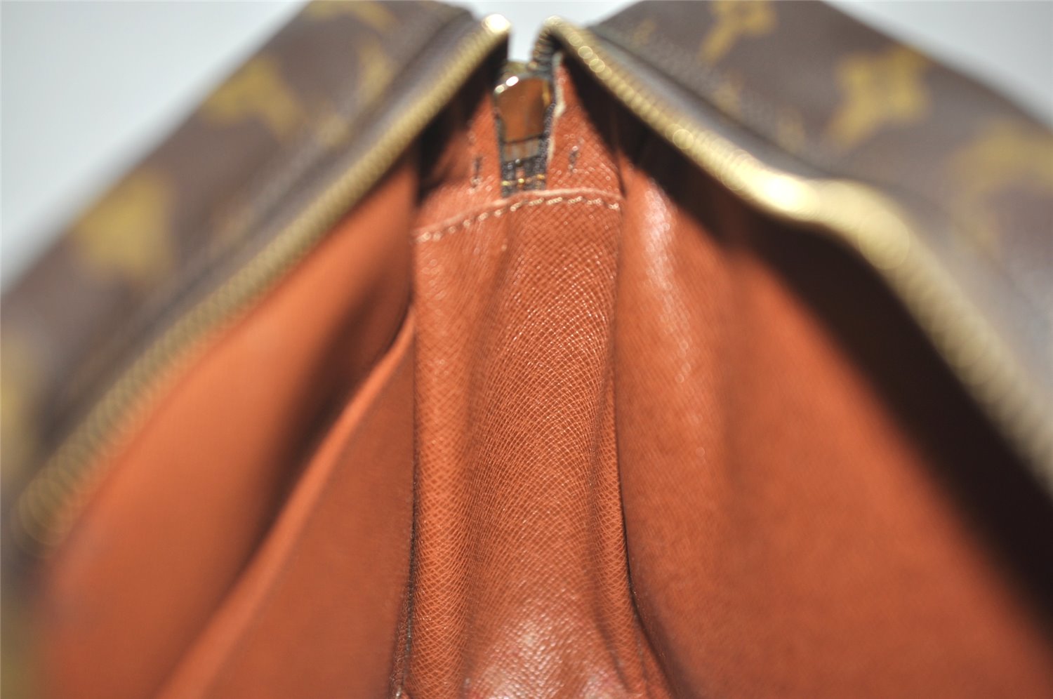 Authentic Louis Vuitton Monogram Compiegne 28 Clutch Hand Bag M51845 LV 0715K